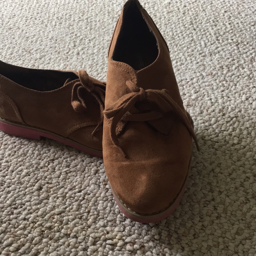 Adorable Brown Oxfords with Pink Sole-Make Offer!